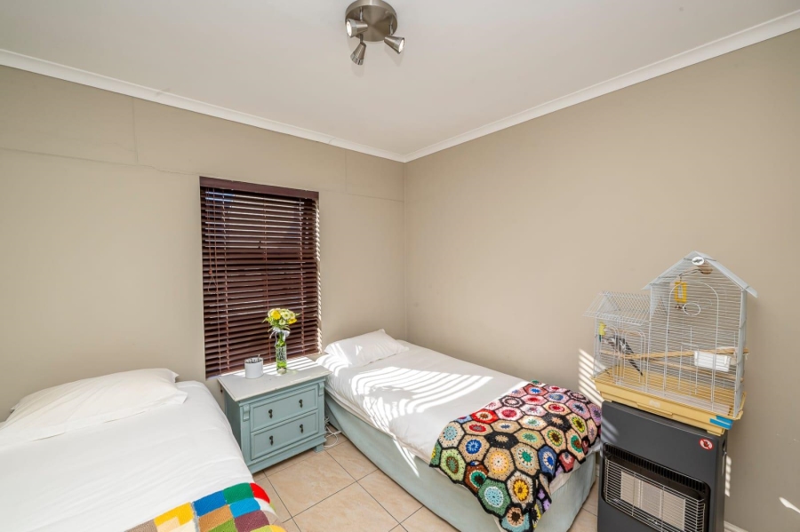 2 Bedroom Property for Sale in Brackenfell South Western Cape